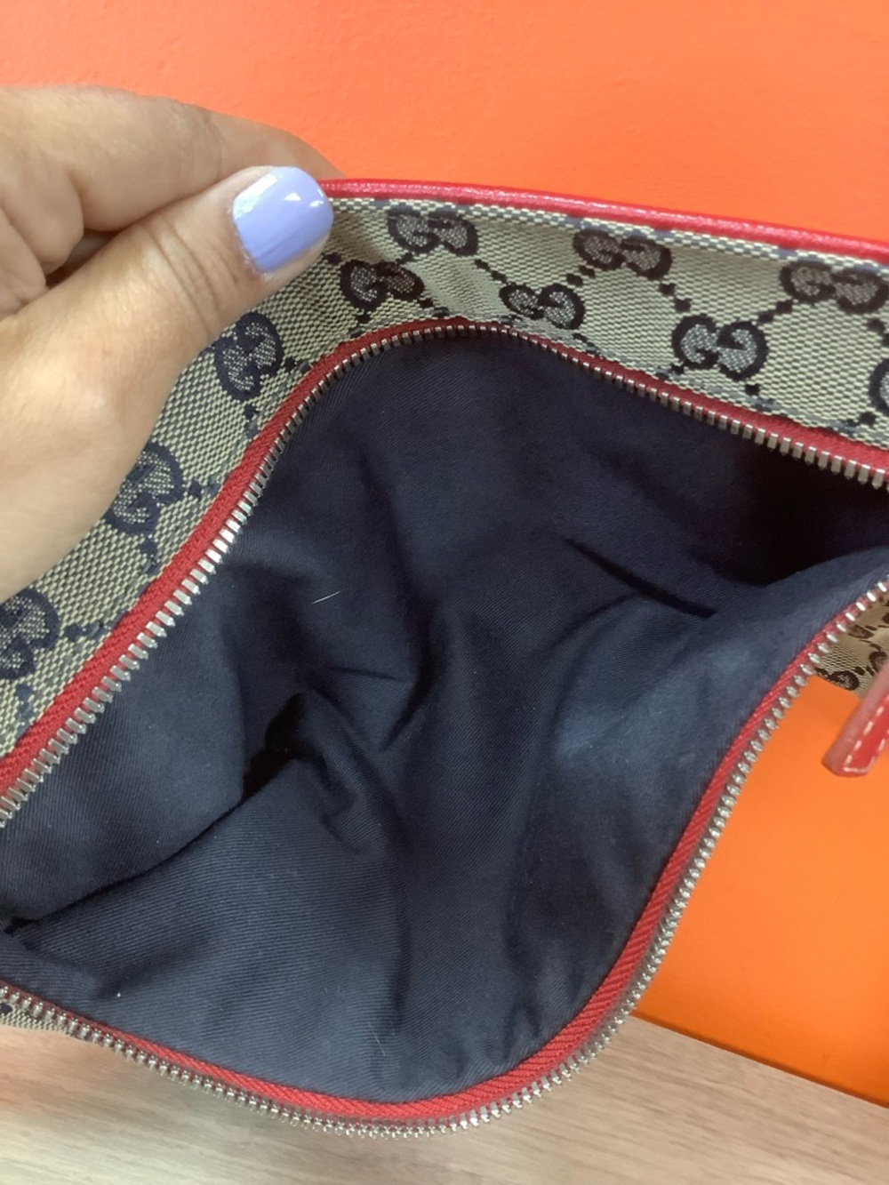 Gucci Signature Monogrammed Double Pocket Belt Bag - Picture 11 of 13